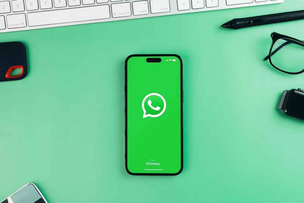 How to create a broadcast list on WhatsApp